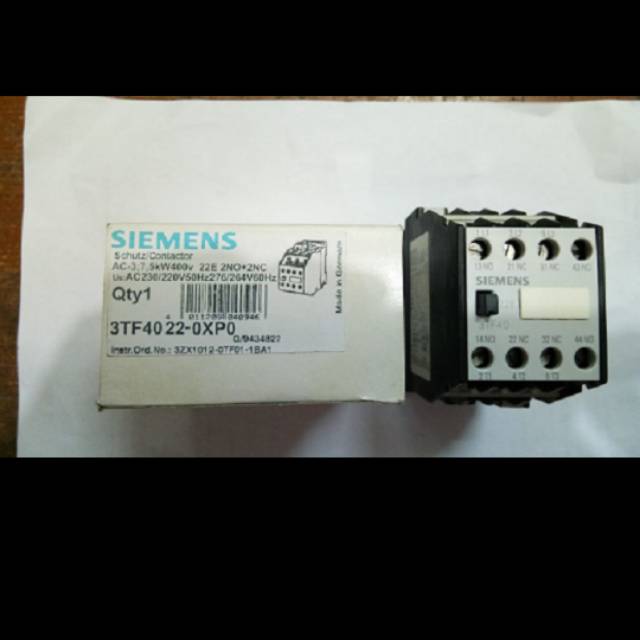 Kontaktor merk siemens tipe 3TF40-22 7.5kw 220V
