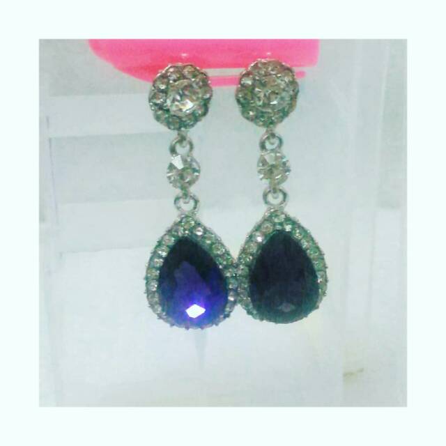 Anting Batu Permata Ungu
