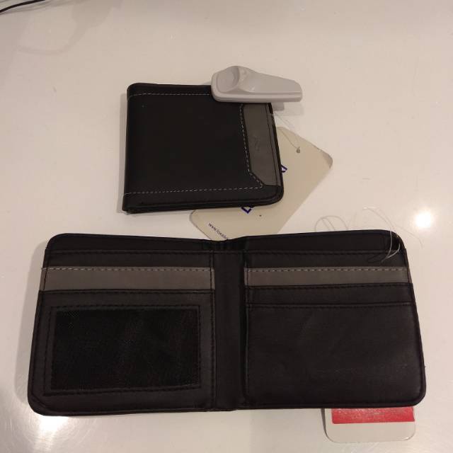LC Waikiki dompet sale