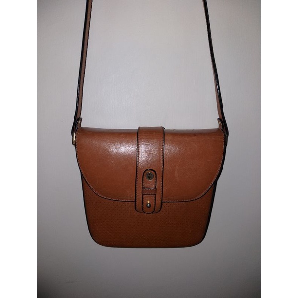 Preloved Charles Louvier