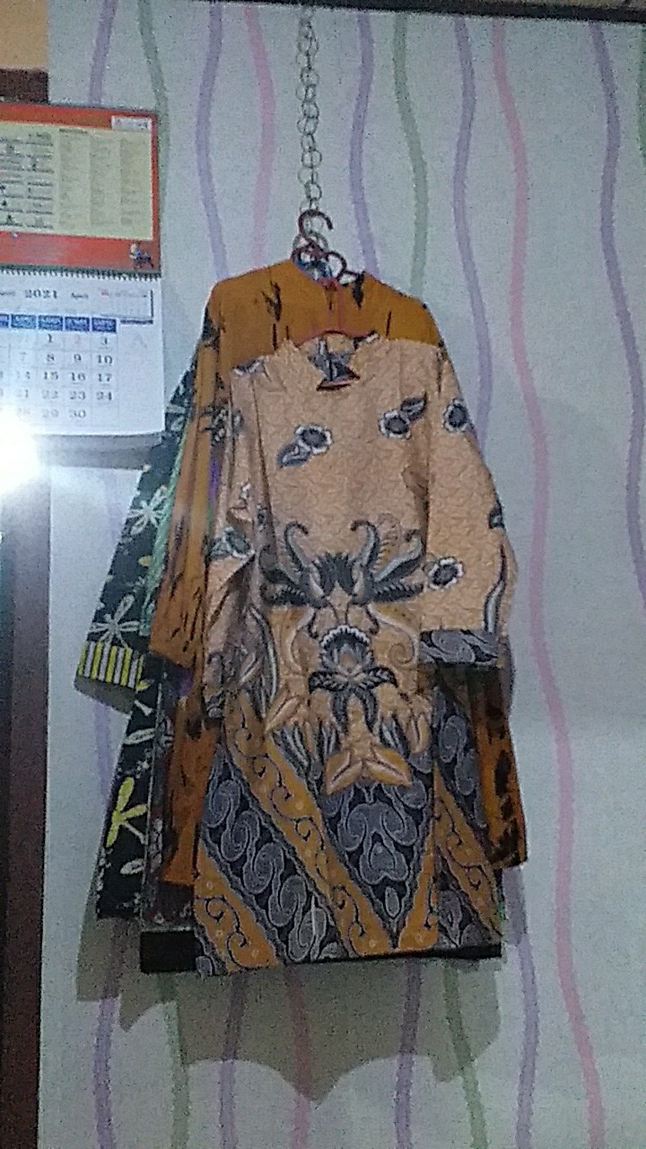 Maura Couple - Sania Ruffle Batik Couple Batik Sarimbit Mama Papa