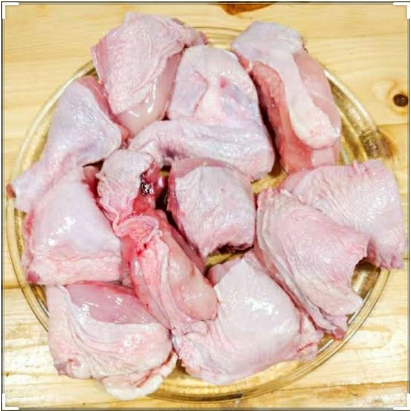 

Daging Ayam Potong 1 kg