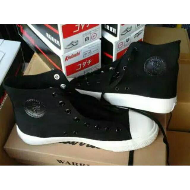 sepatu warrior classic original