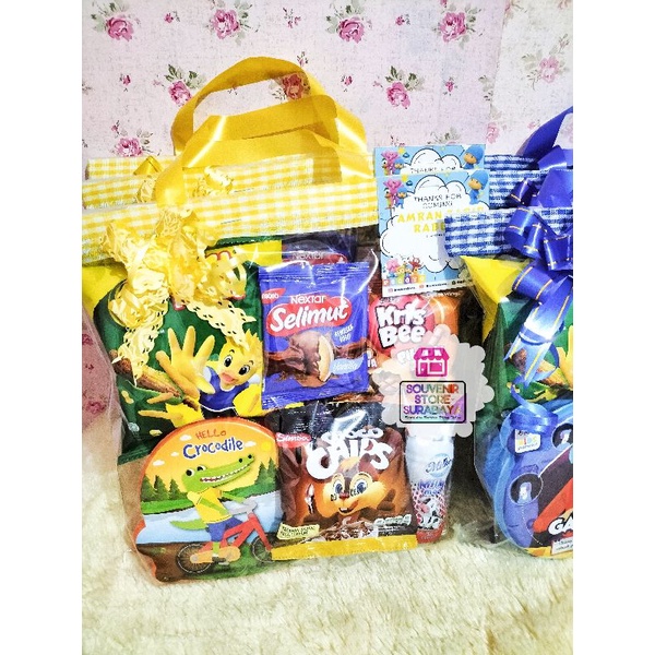 Paket souvenir lunch box / bingkisan souvenir tepak makan + snack