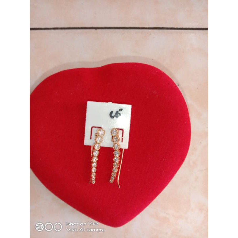 anting tindik lapis emas