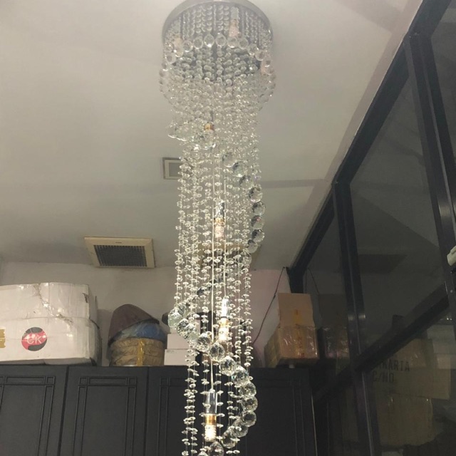  Lampu  plafon  kristal hias elegan mewah void tangga spiral 