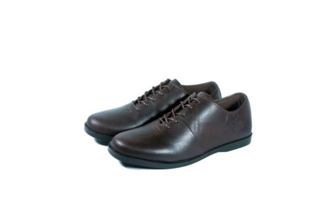 SEPATU KANTOR KULIT ASLI WOLF MALAMUT LOW BROWN