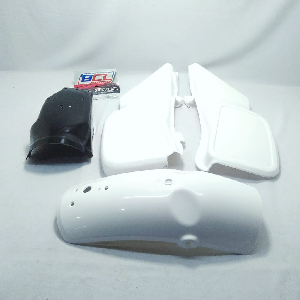 Spakbor Belakang TS 125 Non Ori Putih + Spakbor Kolong TS 125 + Cover Samping TS Merk Crossbone