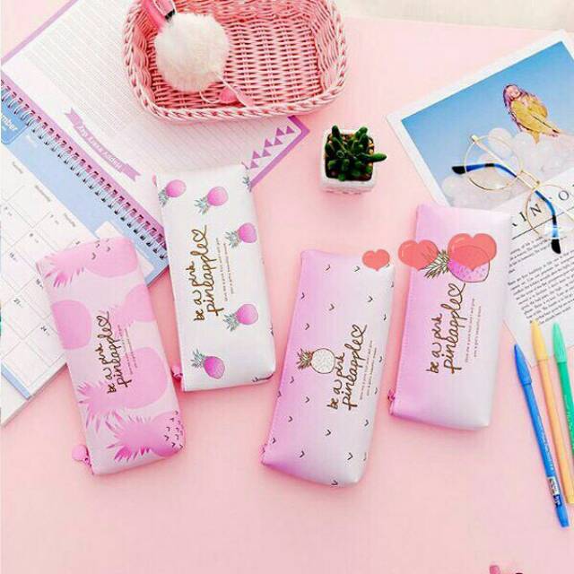 

Pineapple Pouch