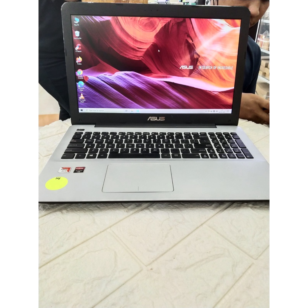 Laptop Leptop Bekas second seken  GAMING DESAIN PROGAMMER AMD A9 VGA RADEON 2GB RAM 8GB Murah BERKUALITAS