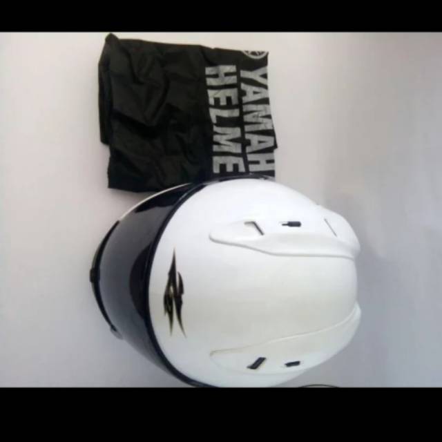 HELM CARGLOSS YAMAHA ALA ARAI