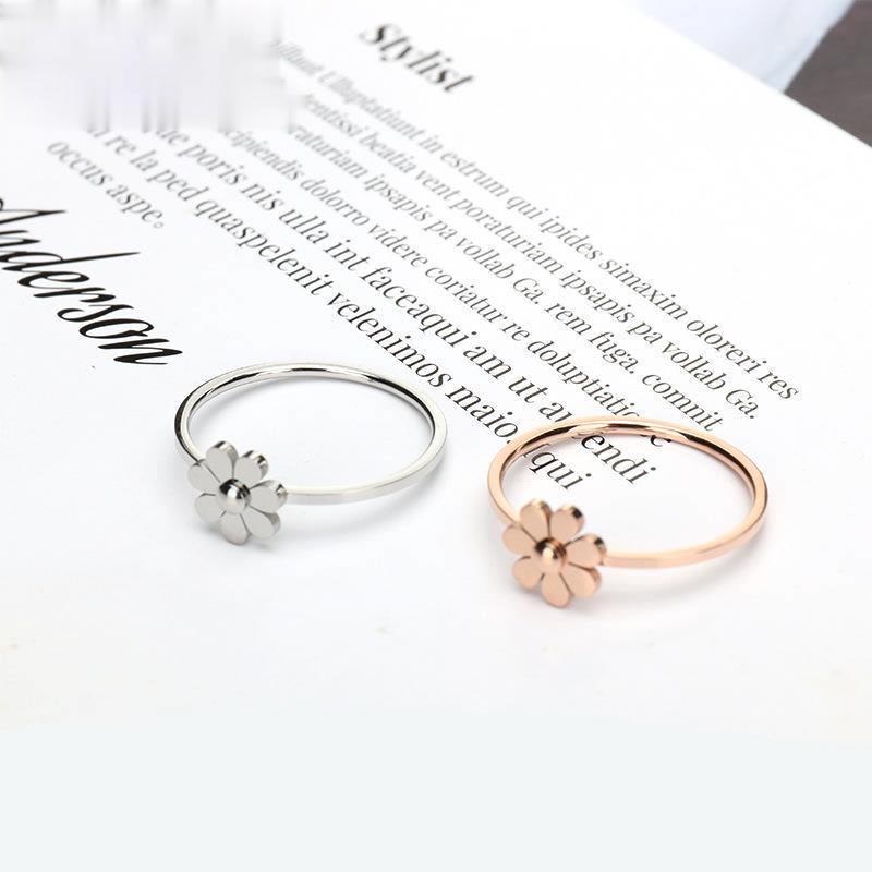 Cincin bunga daisy titanium anti karat