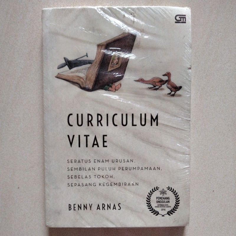 Novel Curriculum Vitae Benny Arnas Gramedia