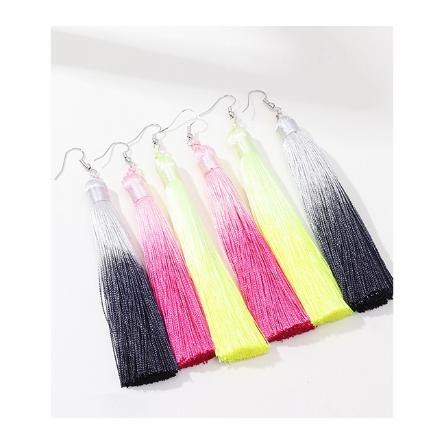 LRC Anting Gantung Fashion Tassel Earrings F40714