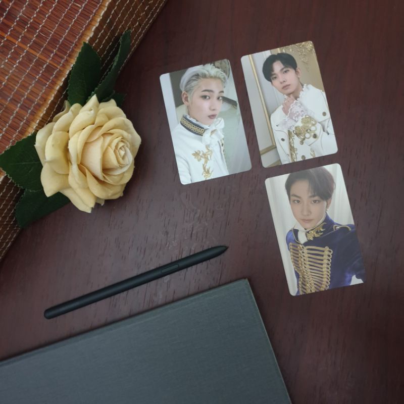 ENHYPEN PHOTOCARD BORDER:CARNIVAL (SUNOO, HEESEUNG, JUNGWON, NIKI)