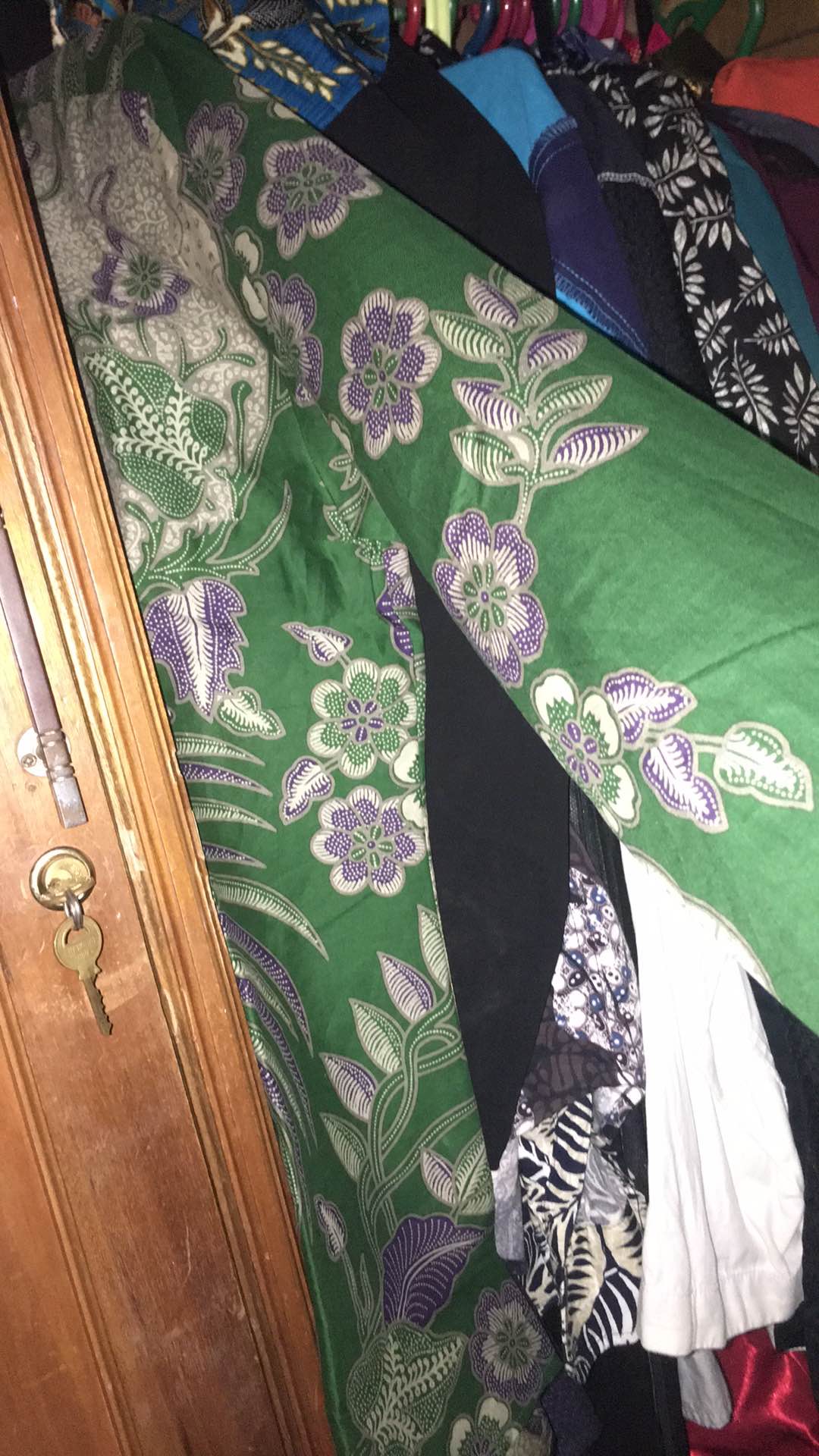 Merak Ijo Kemeja Batik Pria Lengan Panjang Slimfit Katun Printing Hem Baju Atasan Kantor Modern