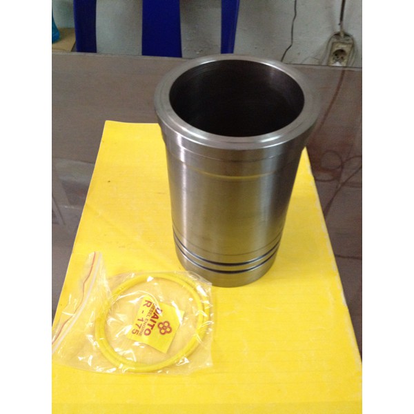 Cylinder Liner / Foring Mesin Diesel R175A