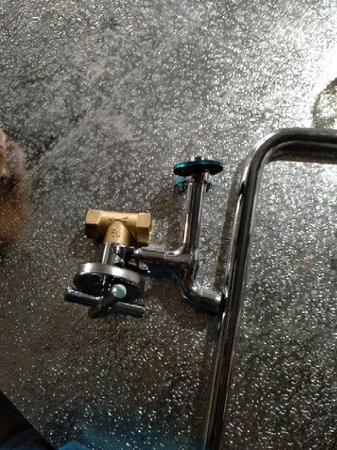 Tangkai Shower Tanam