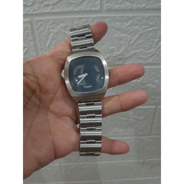 ⛔SOLD⛔ Jam bigtic preloved