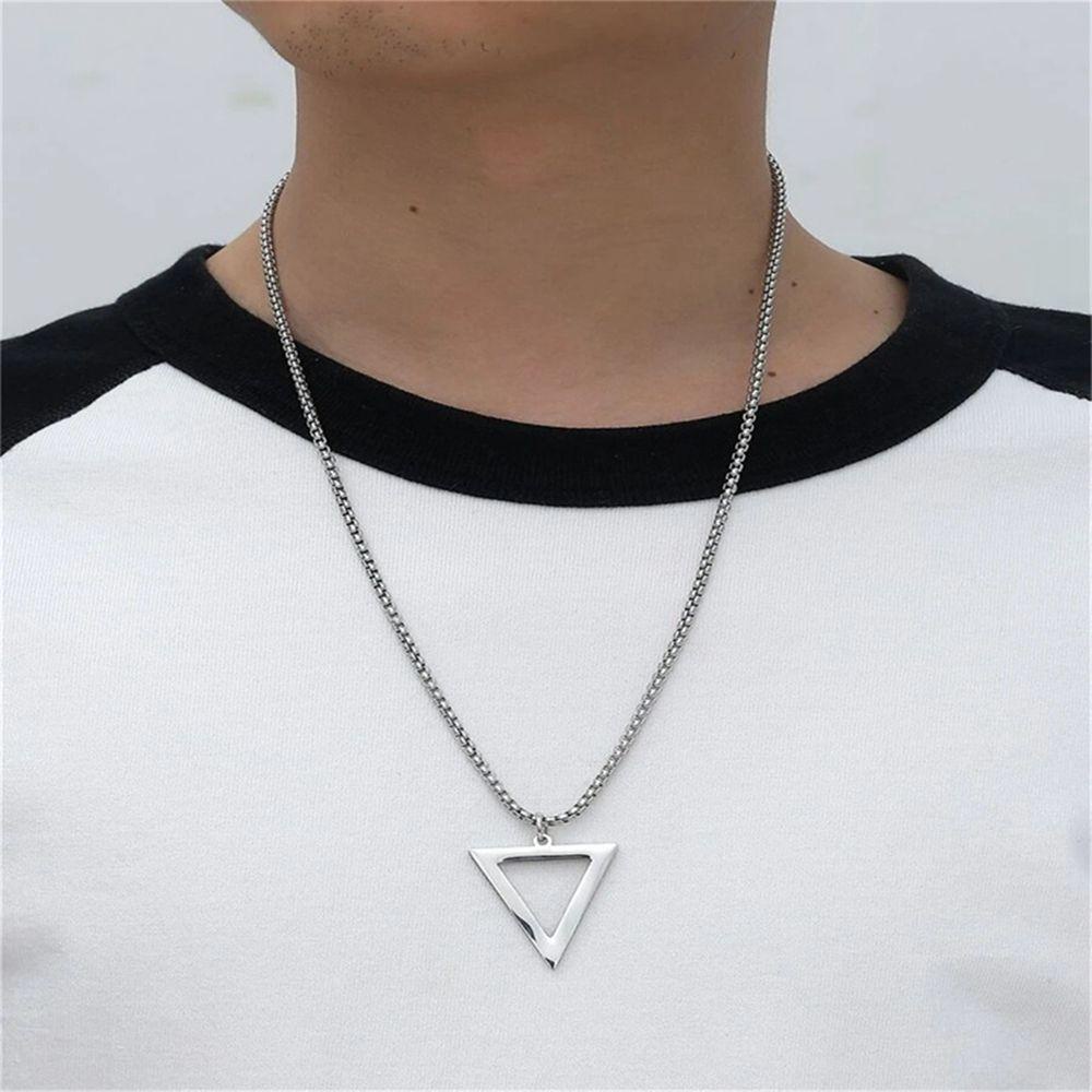 Needway Pria Kalung Teman Hadiah Kepribadian Pacar Hadiah Pria Sweater Rantai Pria Klavikula Rantai Baja Titanium Kalung