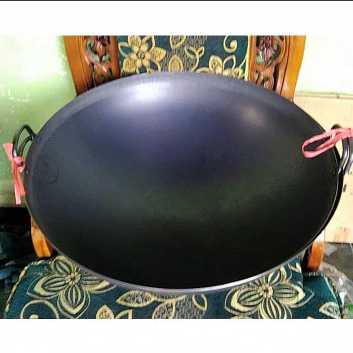 Wajan Besi Hitam Weiyicook 45 cm