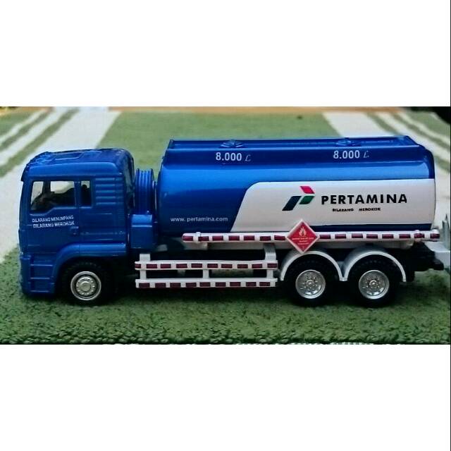 Download Gambar Lukisan Mobil Truk