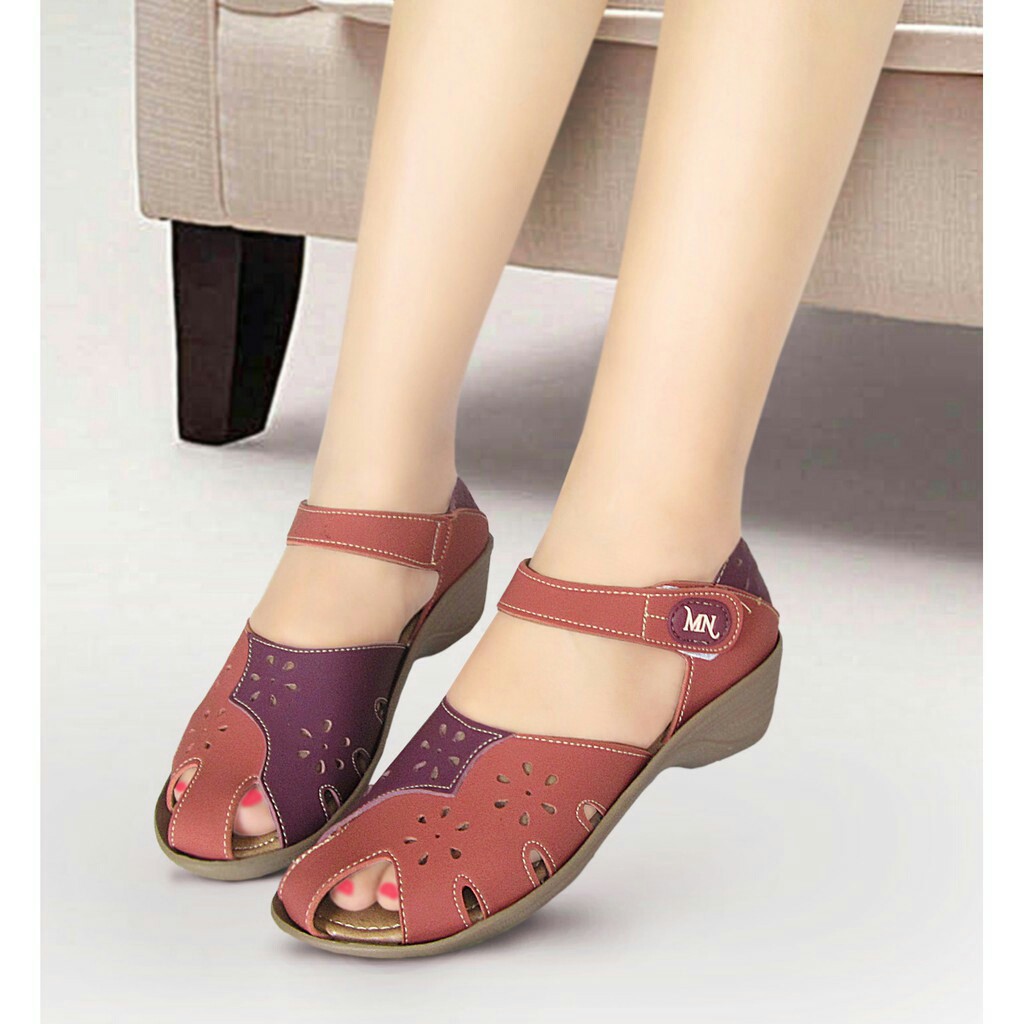 Sepatu Wanita Premium Wedges Mulan 1221