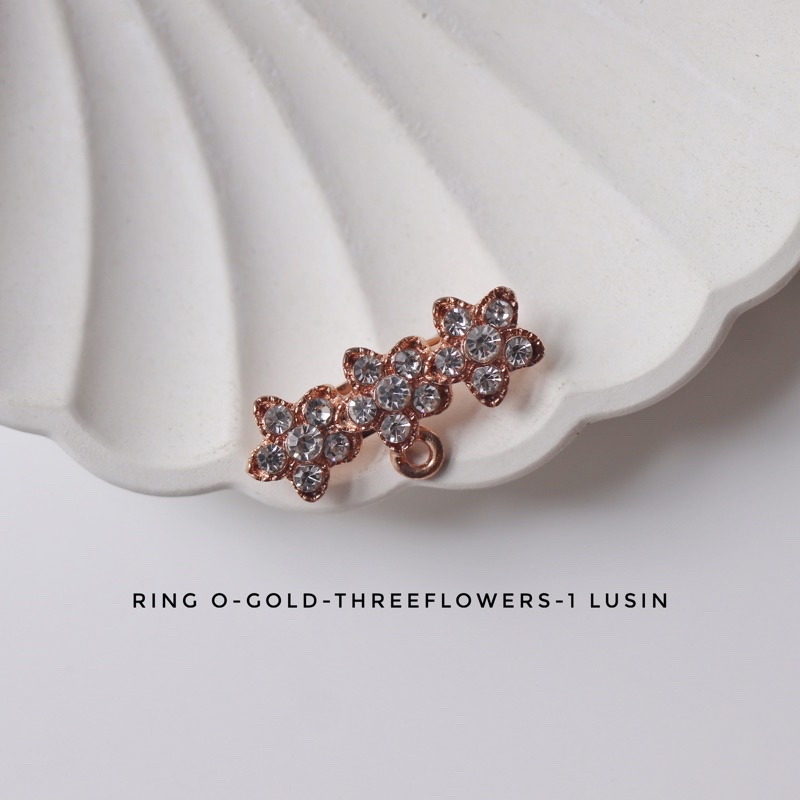 1 Lusin / 12 Pcs Bros Dagu Ring O Lusinan Part 3 Bros Dagu Warna Silver Bros Mini Bros Kecil Bros Jilbab Bros Hijab Bros Daily Bros Simple Bros Lucu Bros Imut Bros Cewek Bros Pin Bros Tuspin Bros Pin Brooch Korean Style Bros Bahan Bros Juntai Bahan Bros-O-GOLD-THREEFLW-1LSN