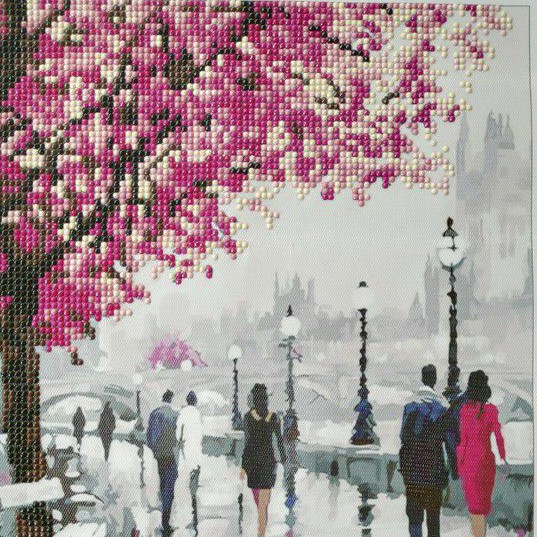 004 - Diamond Painting 5D (Street with Sakura Tree / Jalanan dengan Pohon Sakura) - Kado / Hadiah