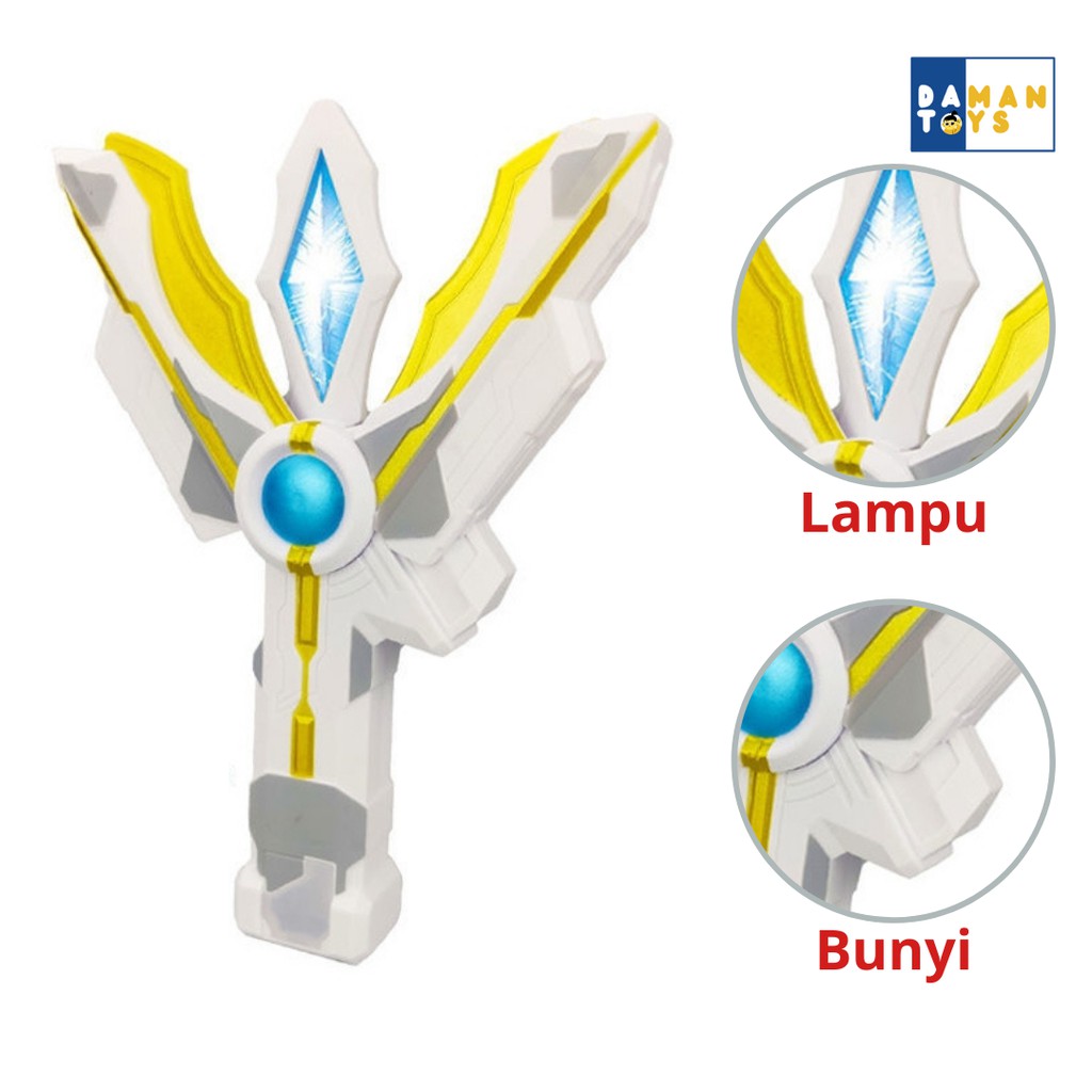 Senjata Ultraman Weapon DX Ultraman Trigger : DX Guts Spark Lens Mainan Anak Laki Laki