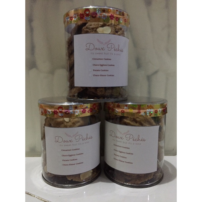 

cinnamon cookies toples