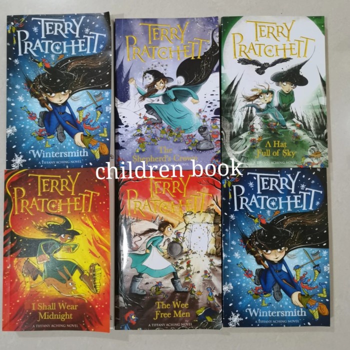 

PROMO!!! TERRY PRATCHETT- A TIFFANY ACHING NOVEL ( DISC WORLD) TERBARU
