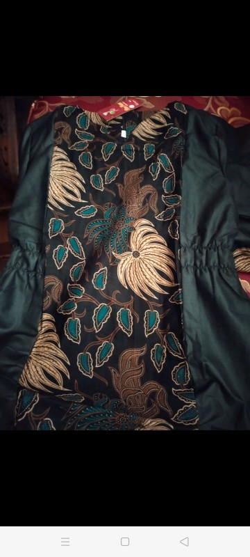 Couple Batik Atasan Wanita Kemeja Pria Seragam Batik Kerja Warna Hijau By Batik Dua Putri Collection