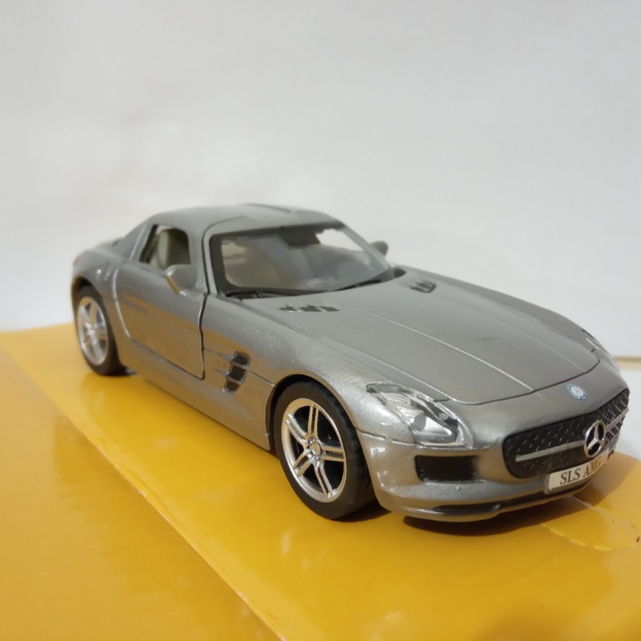 Diecast Mercedes benz SLS AMG silver miniatur mobil sport top mark harga  murah