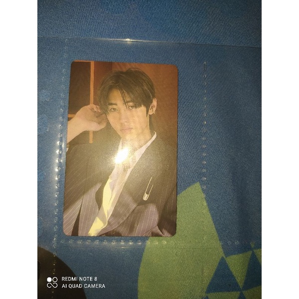 Sunghoon peniti konsep photocard hype border carnival enhypen