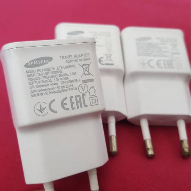 Charger Samsung S4 2Ampare Original bawaan hp.100% Ori