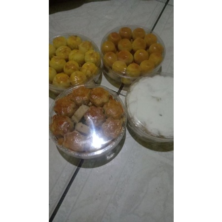 

paket 4 toples kue kering/kue nastar