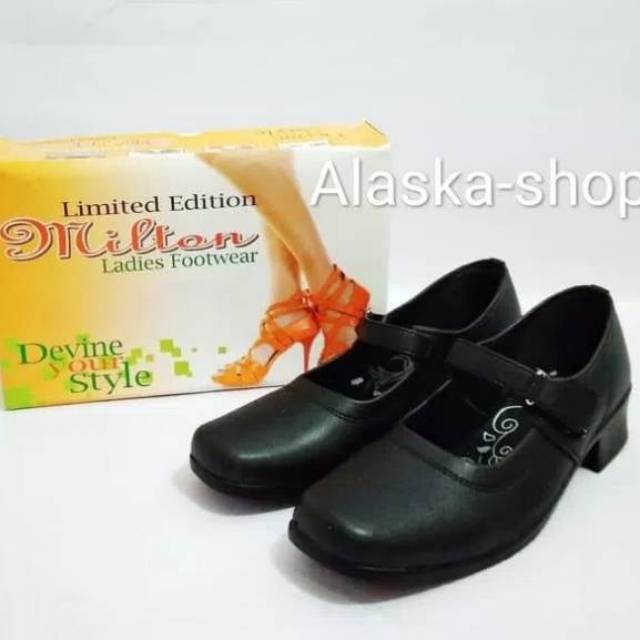 Sepatu pantopel pantofel paskibra milton sepatu sekolah wanita