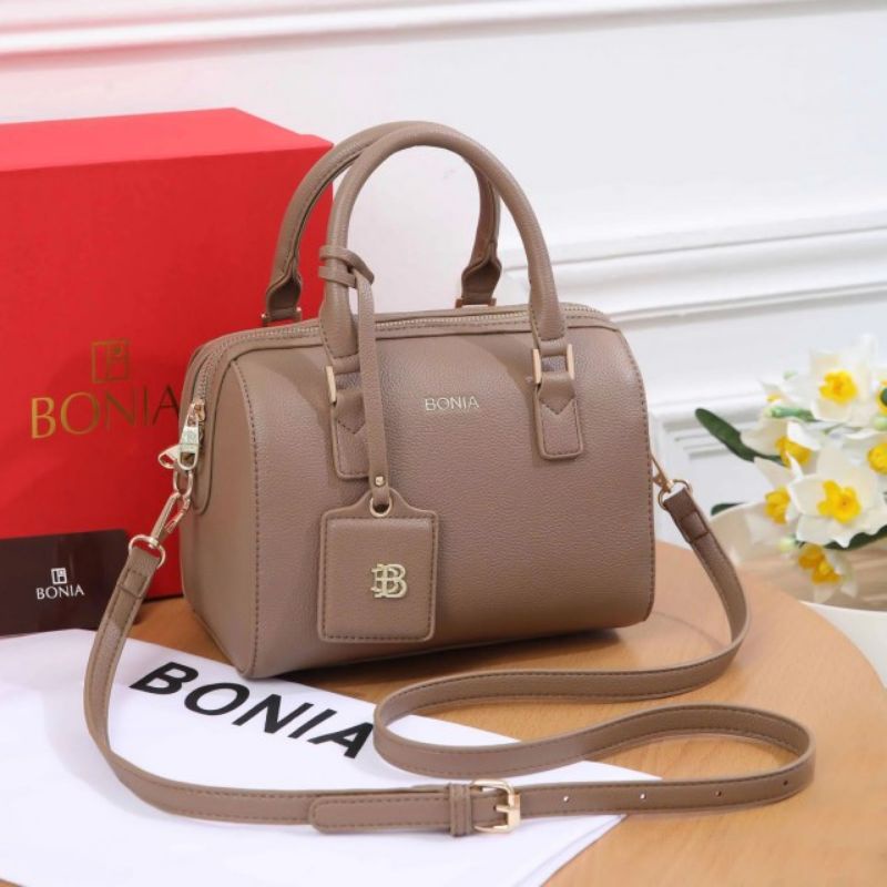 TAS BONIA SPEEDY 381 WITH BOX