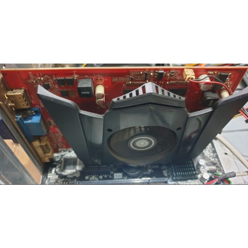 Vga ati radeon HD 5570 Vram 1gb 128 bit