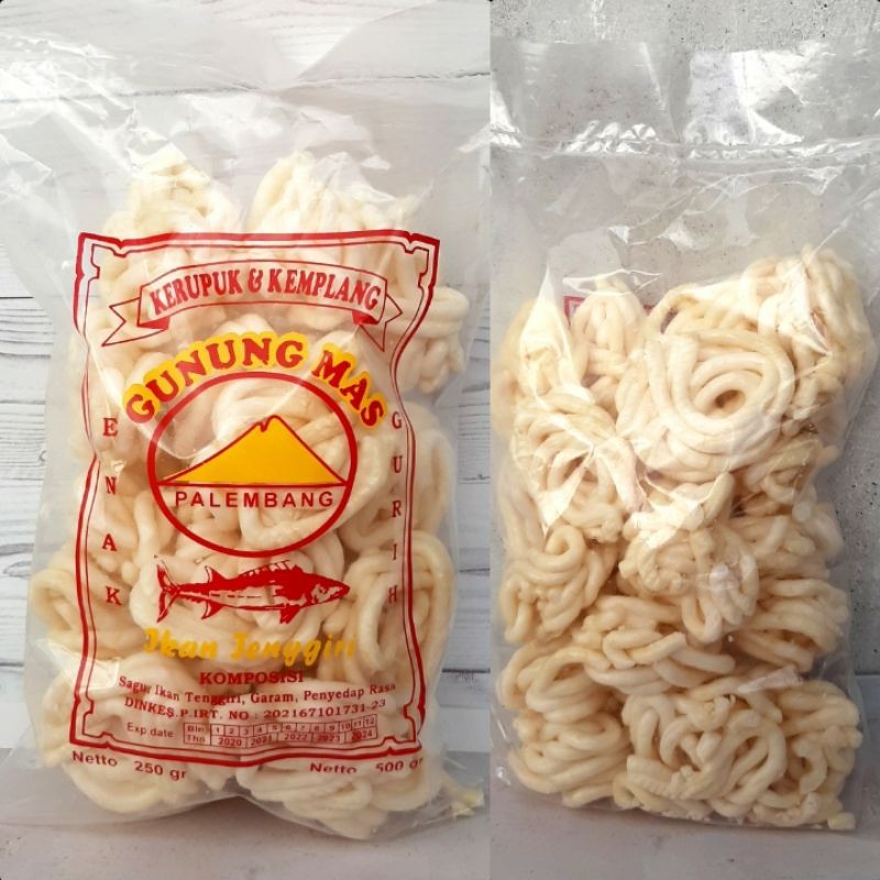 

Kerupuk Kemplang Palembang