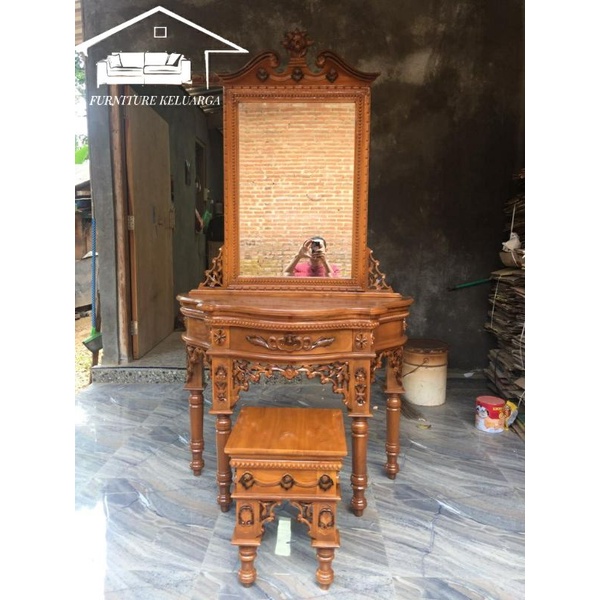 Meja rias gelung / Meja rias jati / Meja rias ukir jati jepara