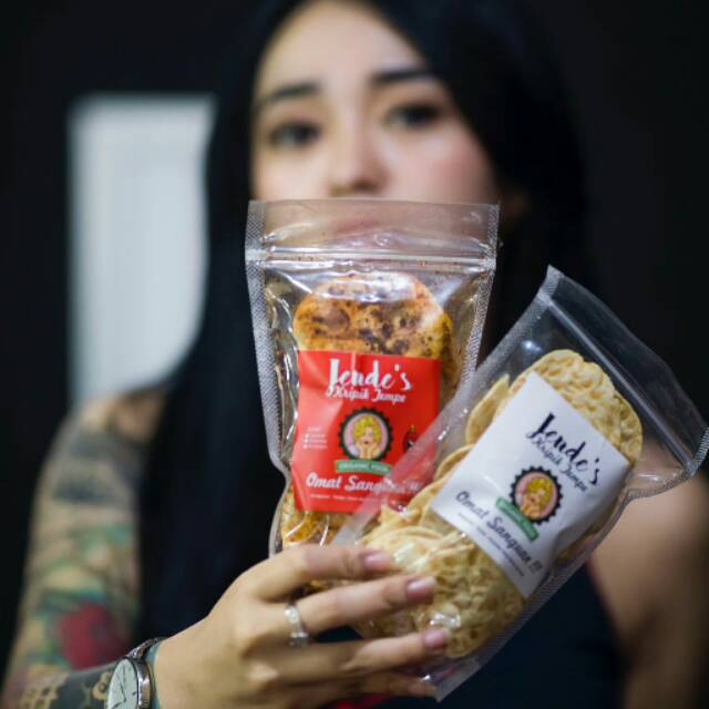 

Jende's Keripik tempe