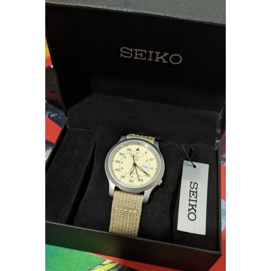 Jam Tangan Analog Seiko 5 Automatic SNK803K2 Beige Dial & Nylon