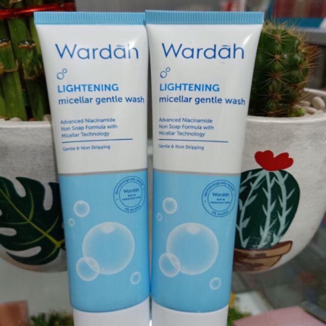 ✿ELYSABETHME✿ 🅆 🄰 🅁 🄳 🄰 🄷 Wardah face wash lightening  series biru gentle pembersih wajah