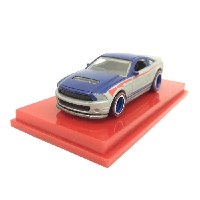 Hot Wheels Garage Ford vs GM 10 Ford Shelby GT500 - Base Besi Ban Karet