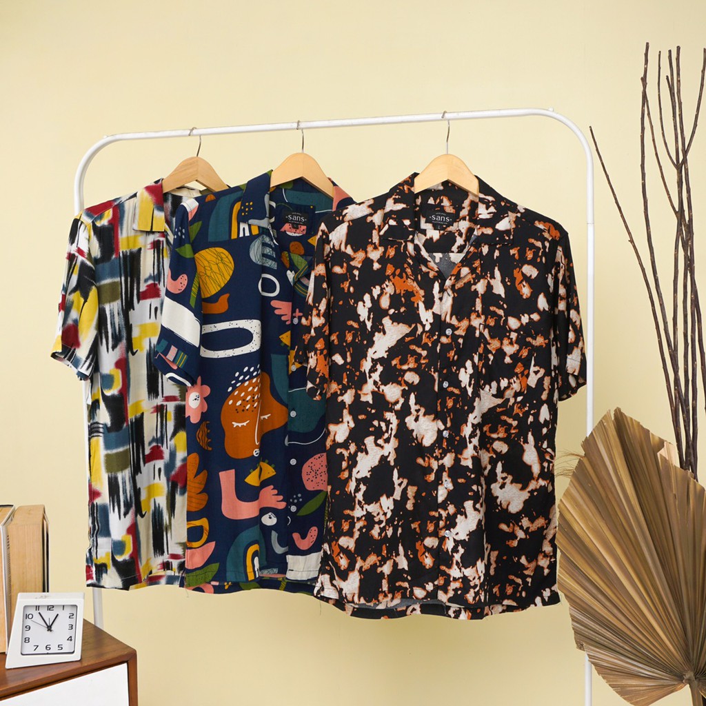 Kemeja Lengan Pendek Pria Motif Abstract Floral Size M-XL