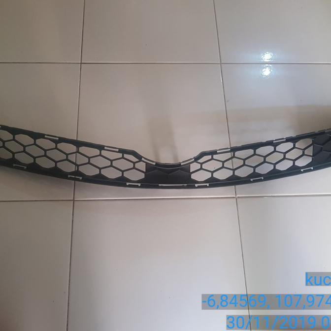grill atas/kisi kisi atas avanza veloz 2012