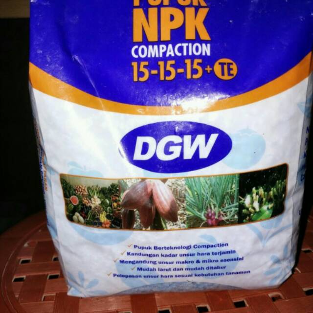  Pupuk NPK DGW Compaction 15 15 15 TE Shopee Indonesia