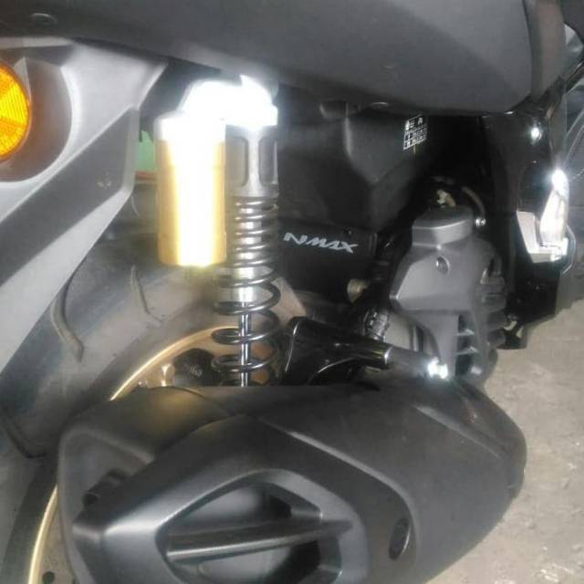 Mud flap Penahan Lumpur Nmax Old 2015-2019 Bahan karet Berkualitas